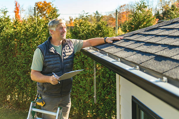 Professional Roofing technician working in Hanover, CT